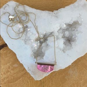 Kendra Scott necklace